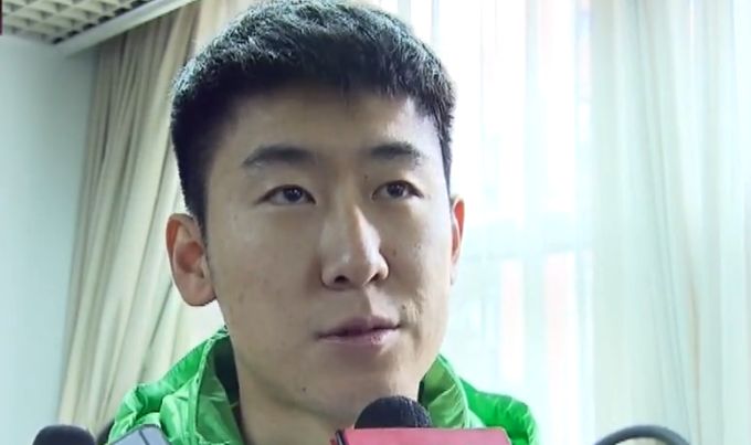 经纪人：正努力让劳塔罗继续留在国米且每天都在交谈 进展很顺利接受记者采访时，经纪人卡马诺谈到了劳塔罗与国米的续约进展。